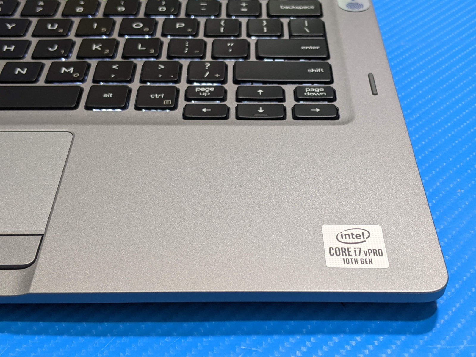 Dell Latitude 5310 2-in-1 13.3" Touch i7-10610U 32GB RAM 512GB SSD Win 11 Pro - Thumbnail 7