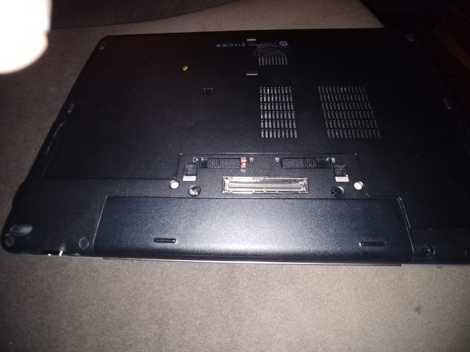 HP ProBook 650 G1 15.6in. Broken LCD.