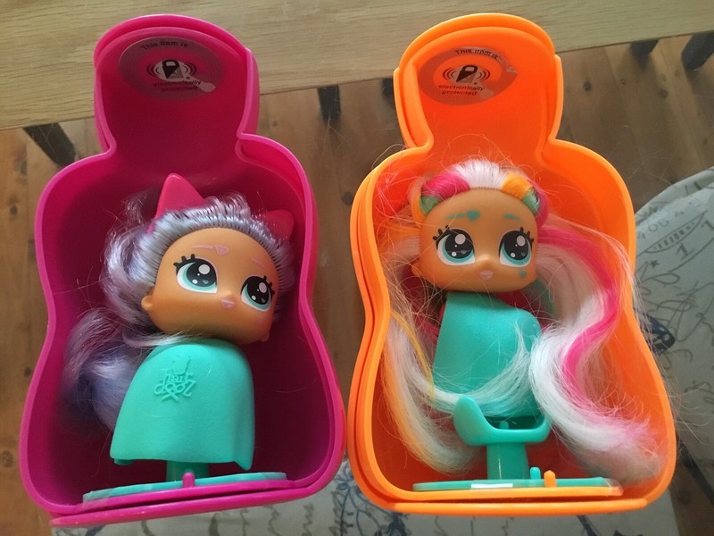dolls with hair that sticks up