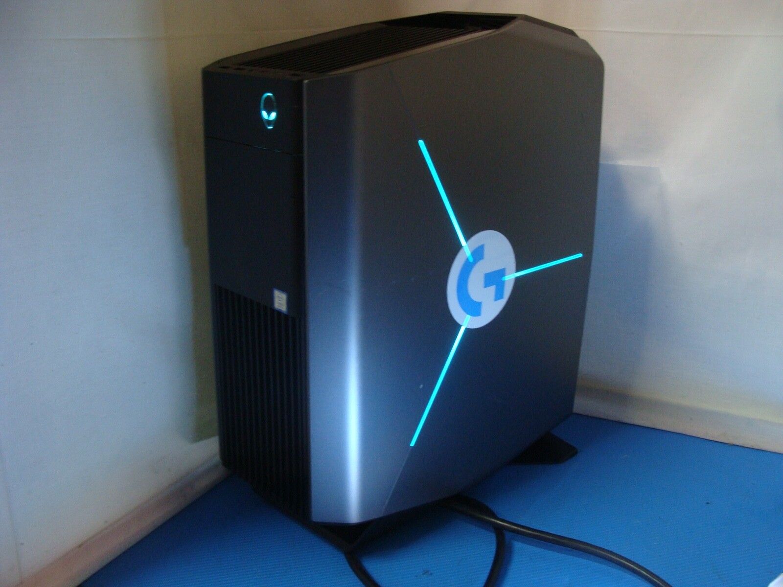 ALIENWARE AURORA R8 ゲーミングpc i7 Wi-Fi