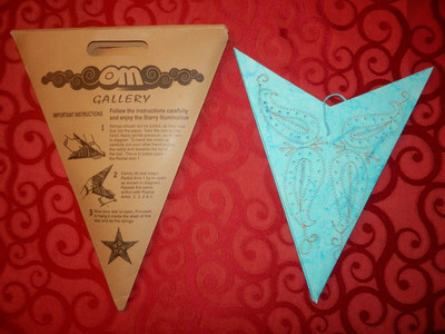 OM Gallery Paper Star 3D Blue Light Lantern Decorations NEW