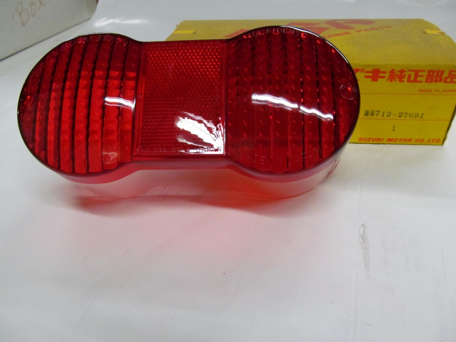 KS GENUINE SUZUKI T500 gt750 gt550 gt185 gt250 TAIL LIGHT LENS