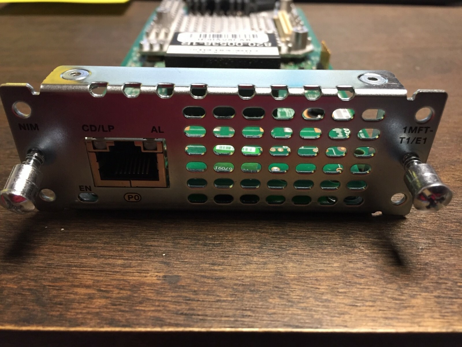 Cisco NIM-1MFT-T1/E1 V04