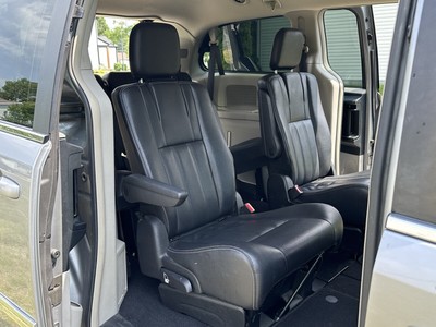 image 4 of interior