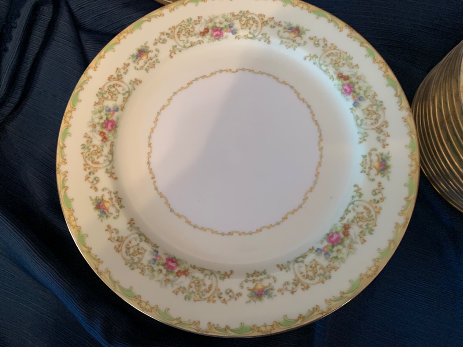 お盆セール！　洋書　Peace and War　谷川俊太郎／Noritake VINTAGE NORITAKE M JAPAN 79 PIECE SET 1930 PRE WAR Bone