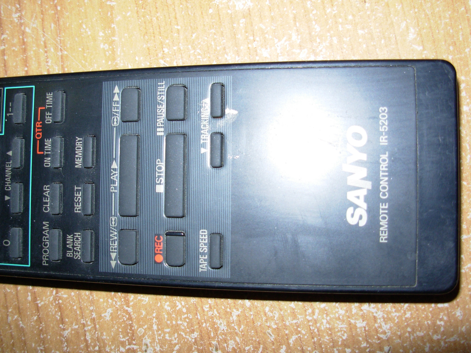 SANYO VCR REMOTE CONTROL IR-5203G
