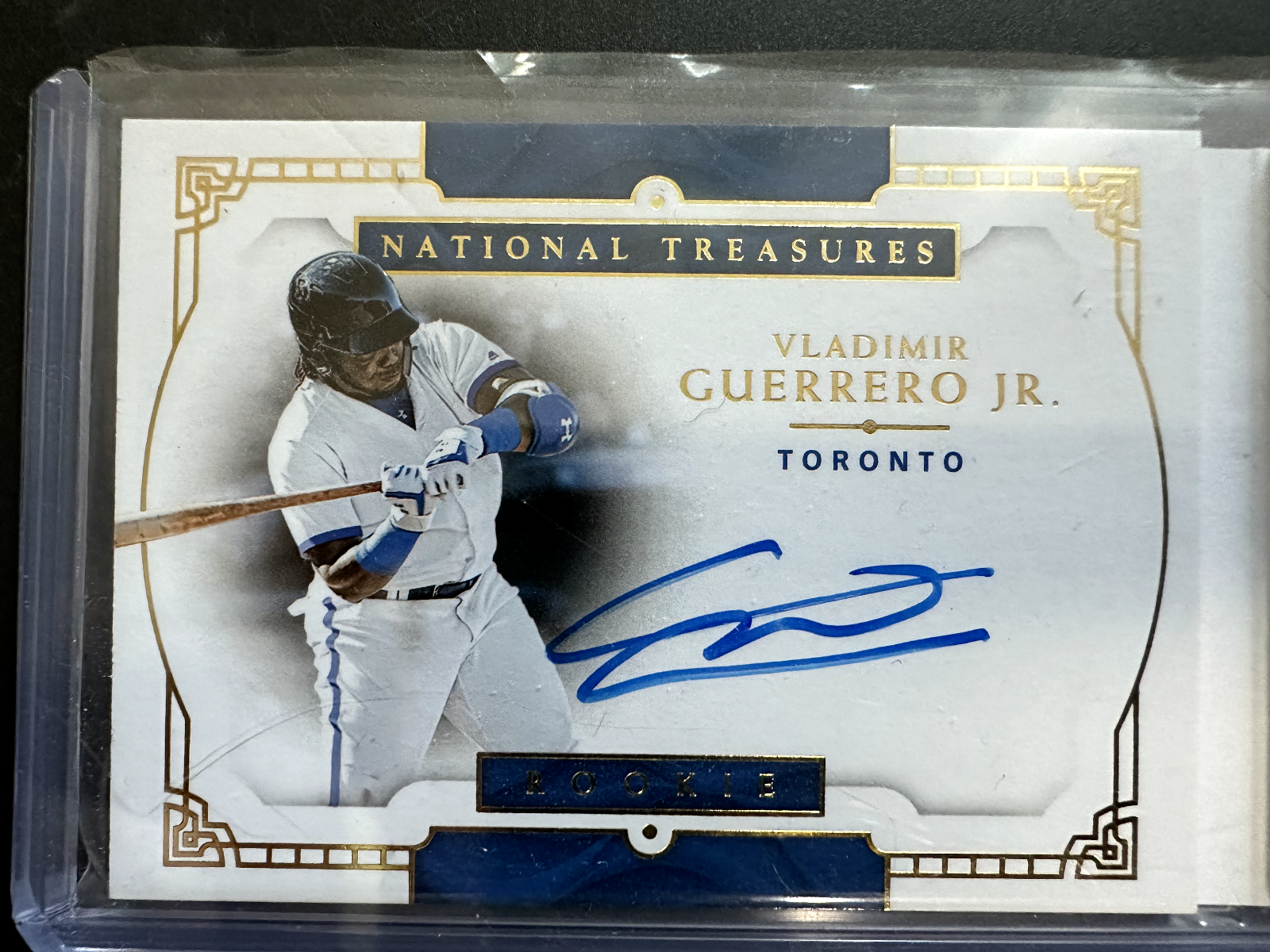 99枚限定 Vladimir Guerrero Jr Patch auto RC Vladimir Guerrero Jr 2019 National Treasures Auto Jumbo