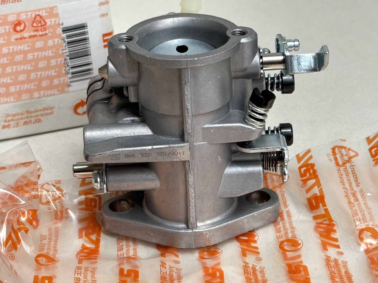 STIHL OEM ZAMA CARBURETOR 1106 120 0650 090 090AV 090G LB-S9A CARB AV G LB S9A - Picture 3 of 6