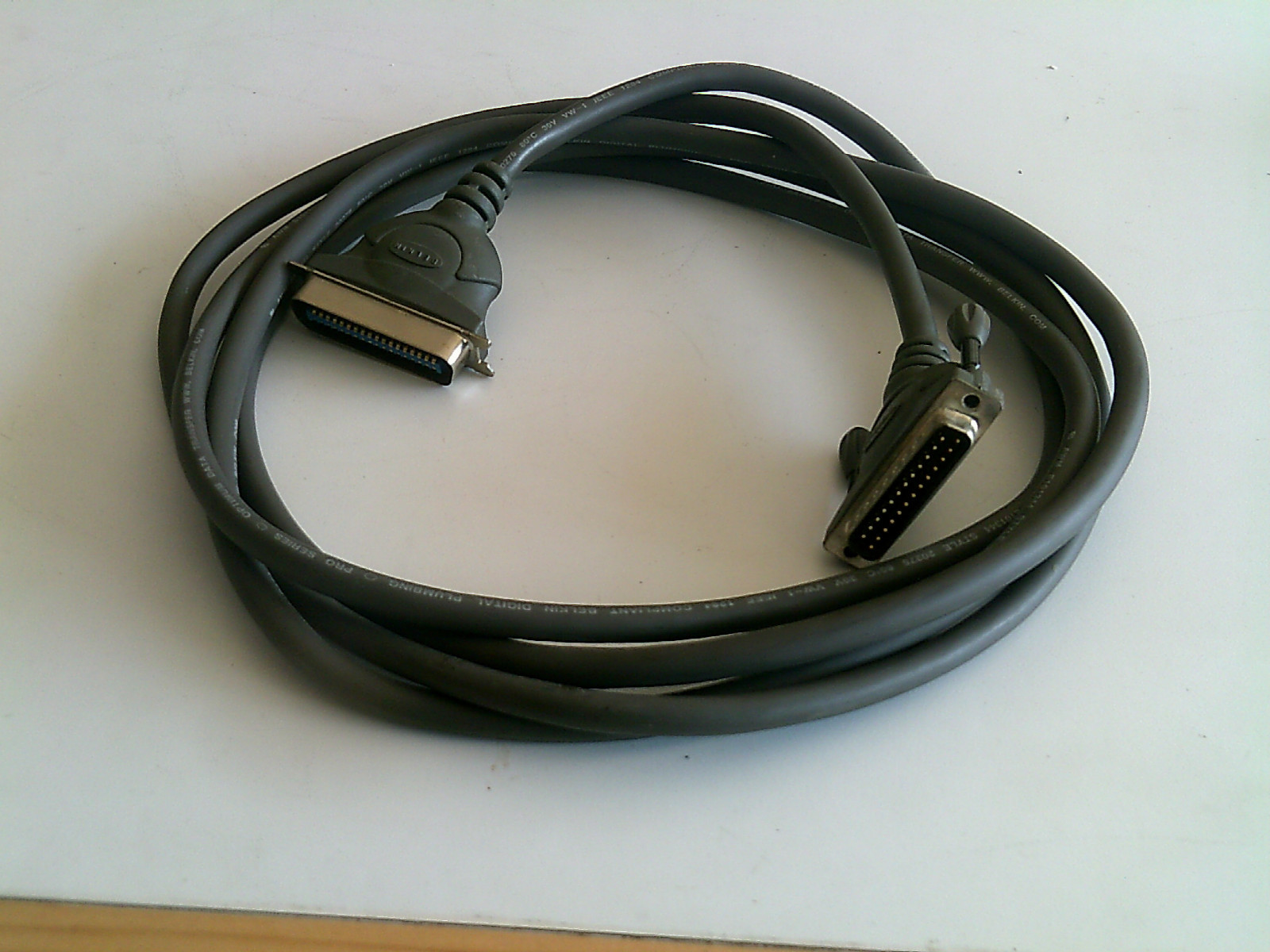 Parallel Printer cable, DB25 male to Centronics 36 pin male, 9 feet