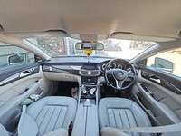 Mercedes C218 CLS 350 11-14 CDI 3,0 190KW Kardanwelle Hinten Mercedes C218 CLS 350 11-14 25.01.2011 A2124109606... Vorschau 11