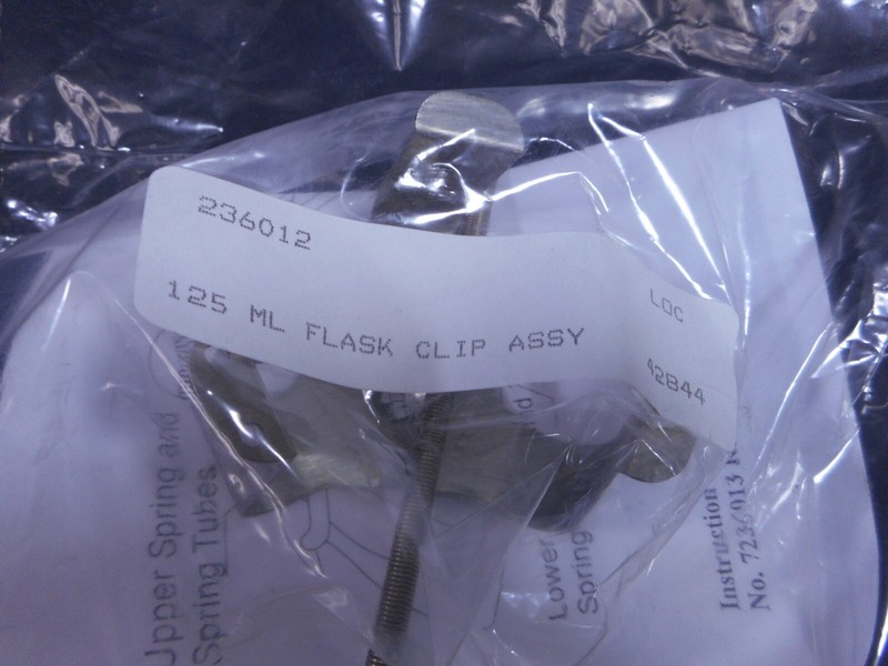 THERMO SCIENTIFIC Universal Platform Clamps for MaxQ Fits 125mL Flask 236012