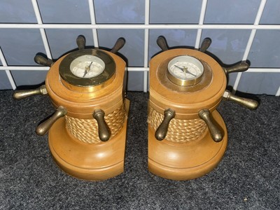NAUTICAL MARINE Navigation Style SHIP WHEEL BOOKEND Wood and Brass West Germany