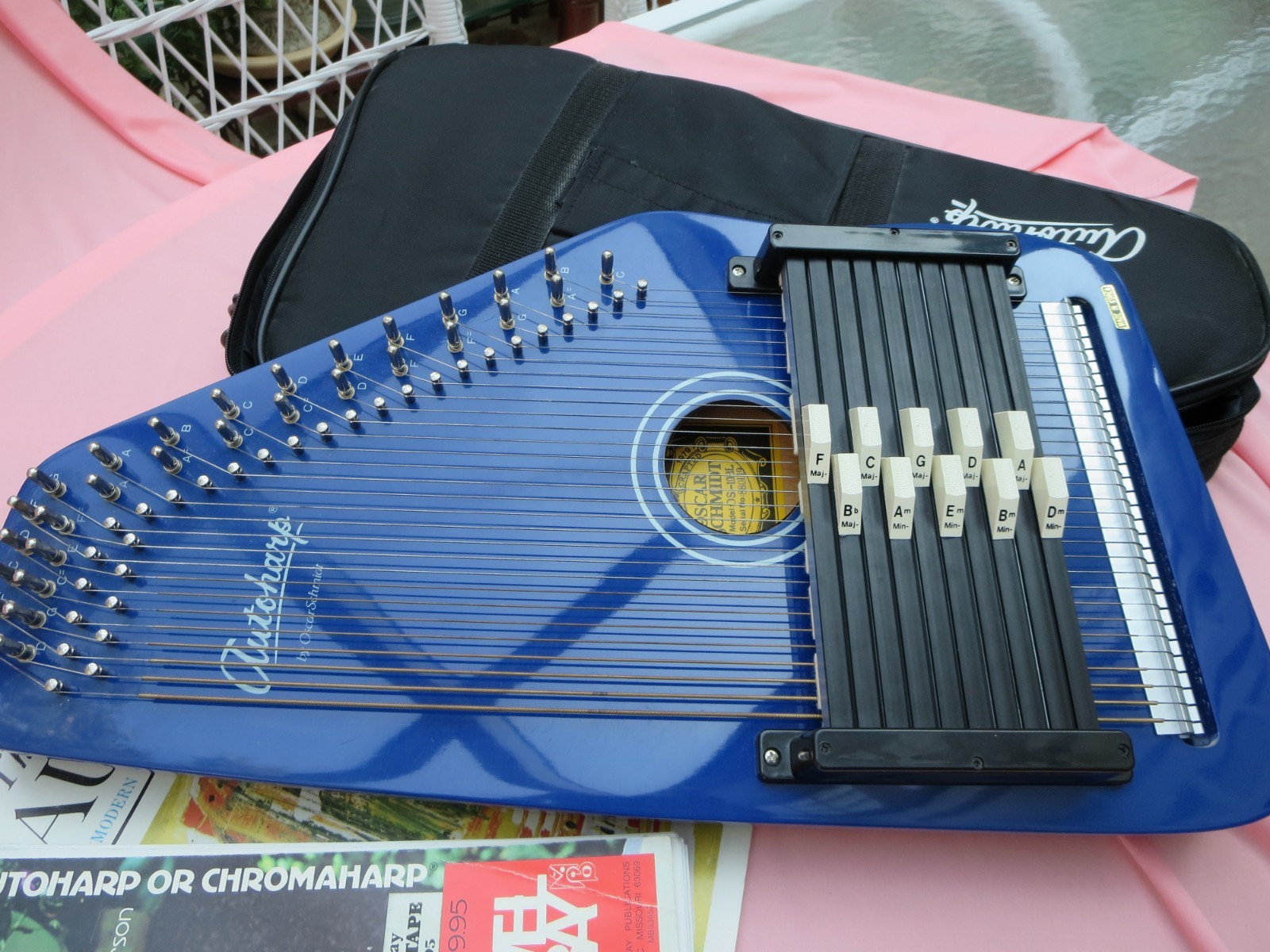 Oscar Schmidt Autoharp Model OS-10 BL (Blue) with padded case and music books