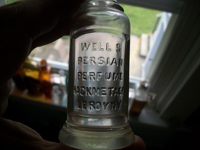 HACKMETACK WELL'S PERSIAN PERFUME LEROY NEW YORK HAND BLOWN NEAT SHAPE BOTTLE