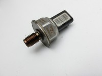Volvo V70 135 07-13 2,0 100KW Railsensor Drucksensor 1 Volvo V70 135 07-13 17.06.2010 9658227880 55PP06-03... Vorschau 2