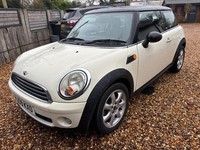 2009 MINI HATCHBACK 1.4 First 3dr HATCHBACK Petrol Manual