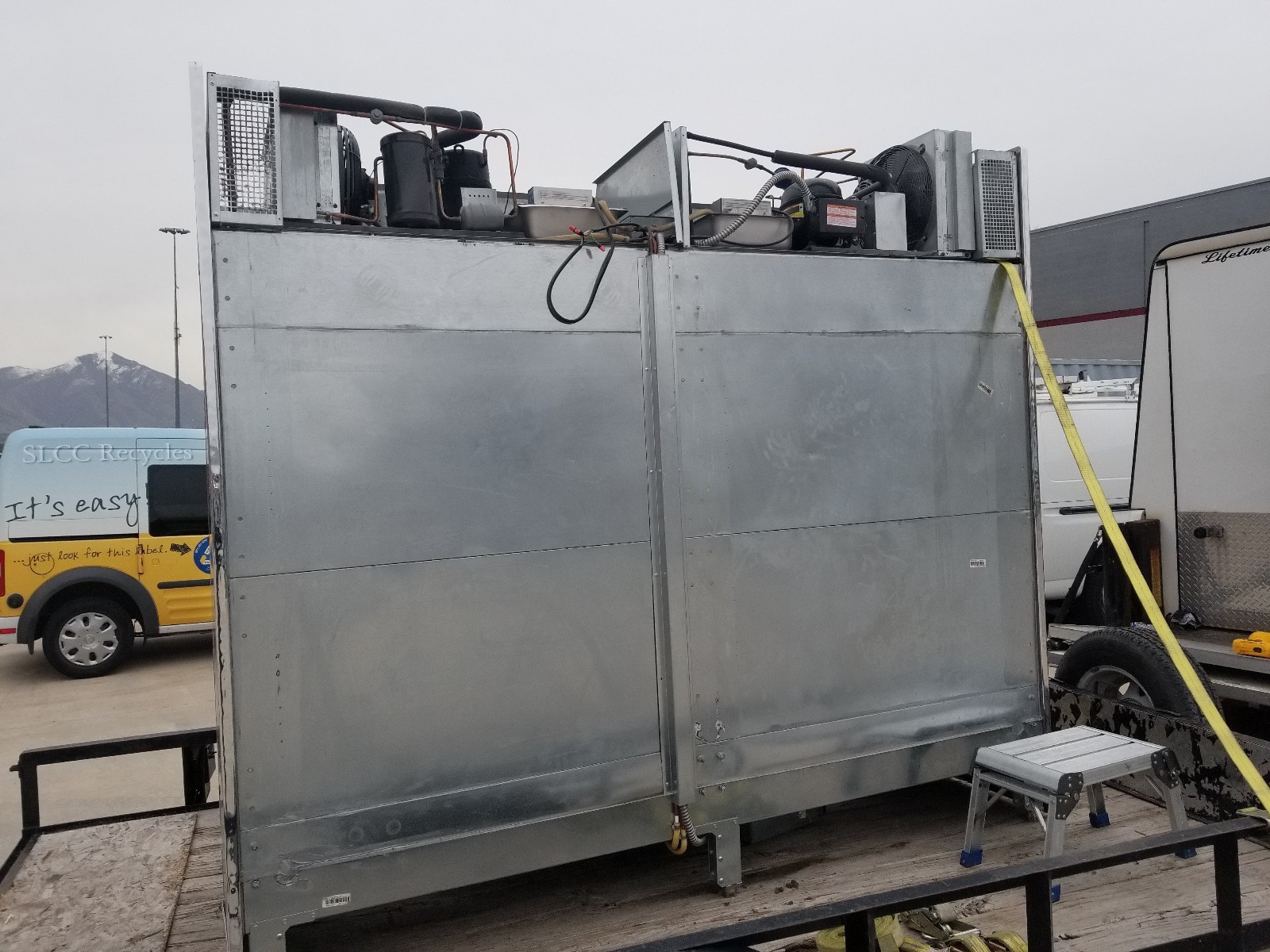 Hussmann Display Refrigerator 8ft