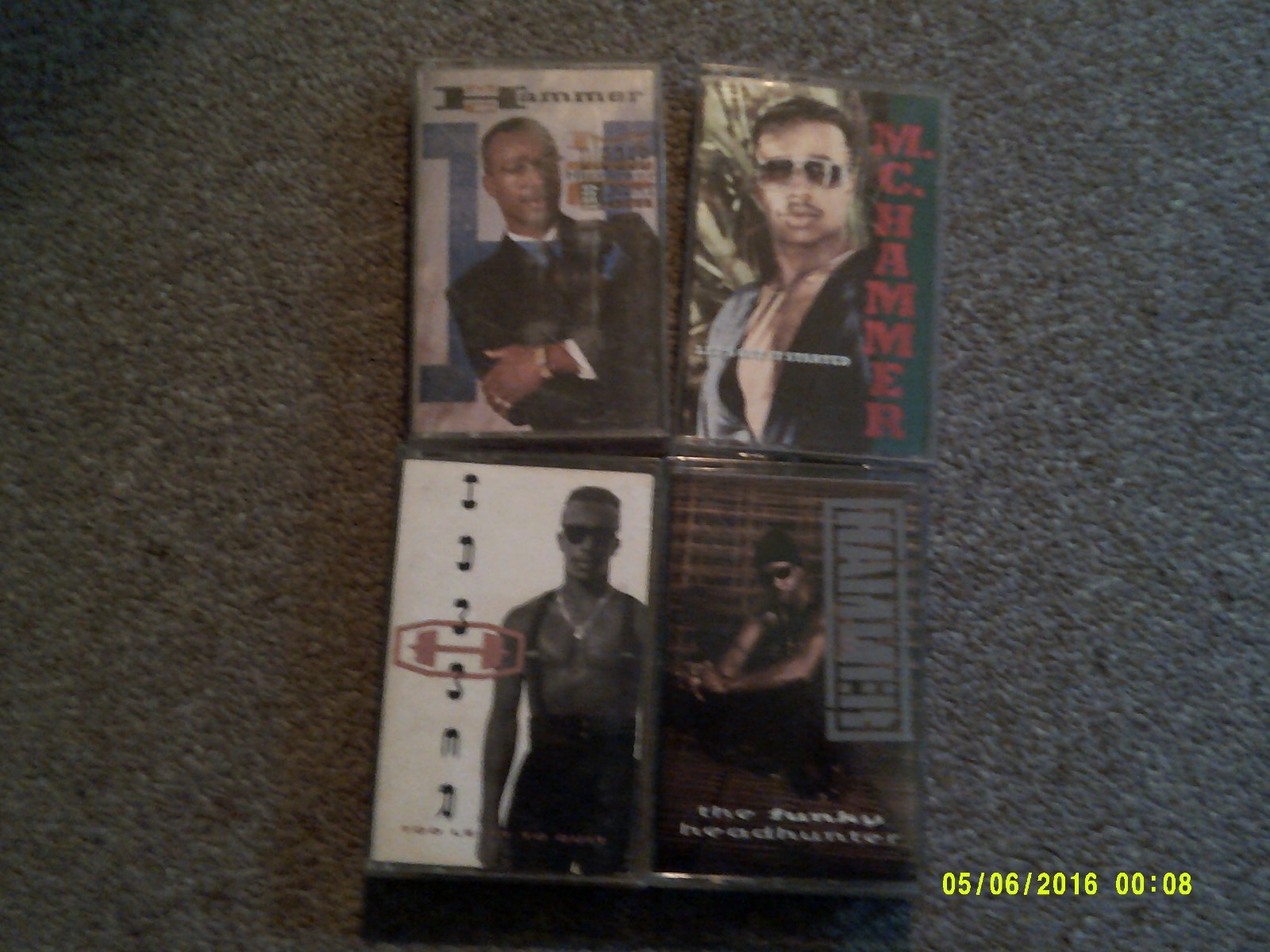 lot 4 mc hammer cassette tapes, good ones see pic