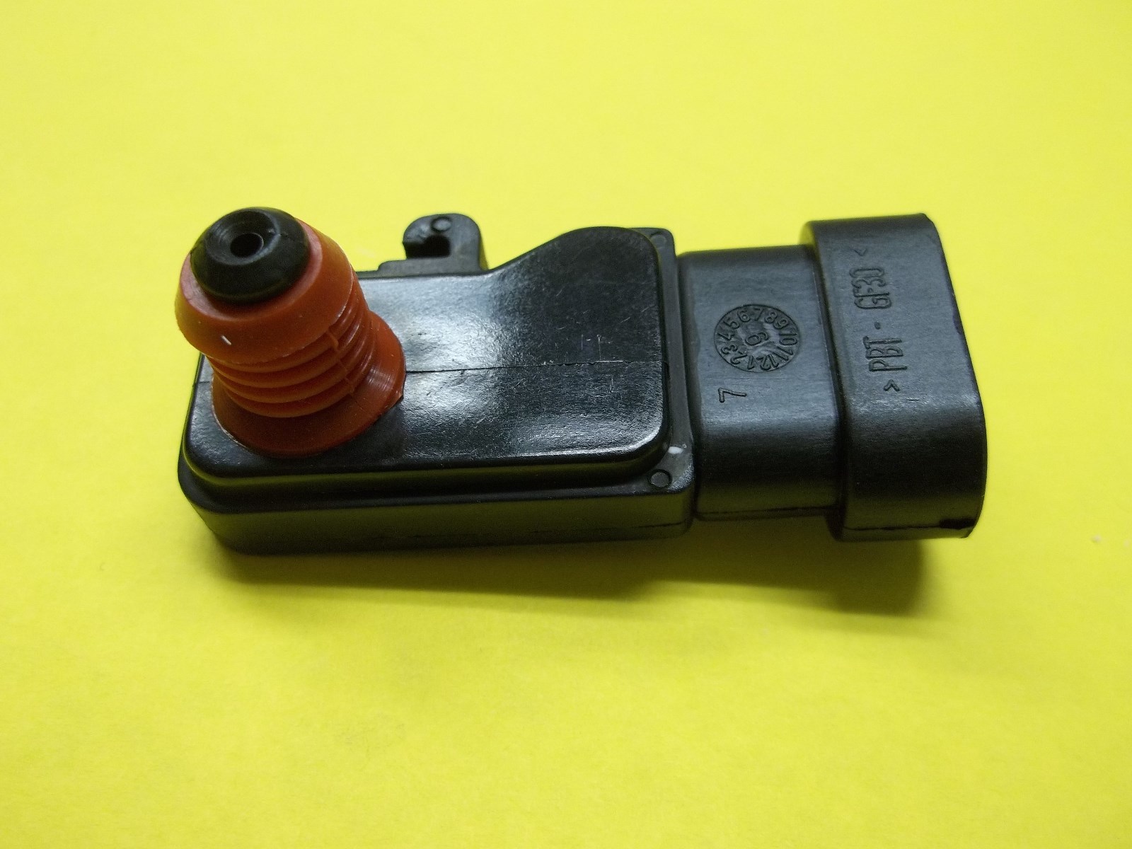 メル84071　3点 NEW MAP Sensor Mercury Mariner outboard 854445 28074366