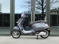 Piaggio Vespa Primavera 125 Touring 