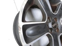 Mini One R56 LCI 13-16 1 x Felge Aluminiumfelge 17 Zoll 4X100 Mini One R56 LCI 13-16 24.09.2012 6784124 gebraucht Vorschau 6