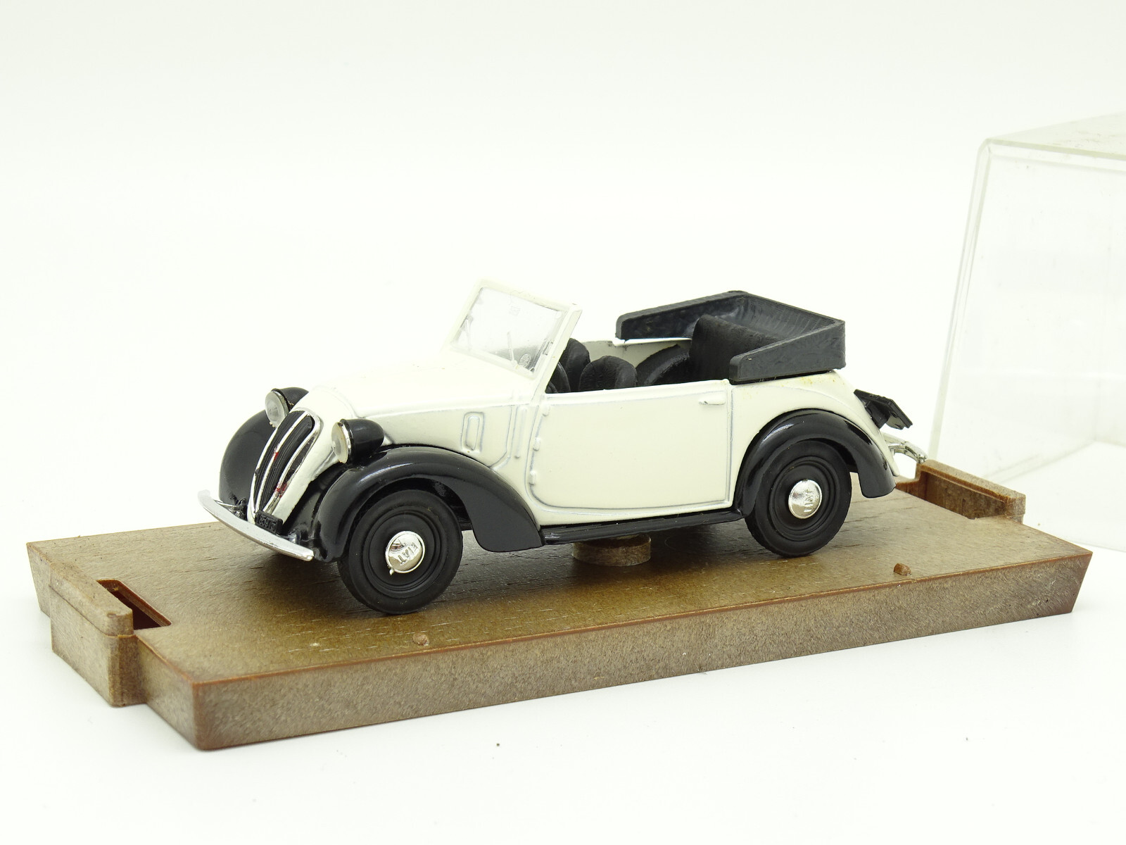 NEO ネオ　Hamann Volcano ハーマン　ボルケーノ　1/43 NEO ネオ Hamann Volcano ハーマン ボルケーノ 1/43 - メルカリ