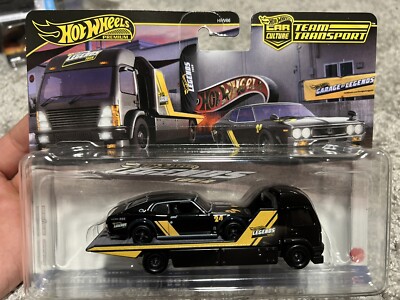 Hot Wheels Legends Tour Team Transport Nissan