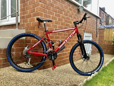 Trek FUEL dual/full suspension MTB bike MEDIUM 18”
