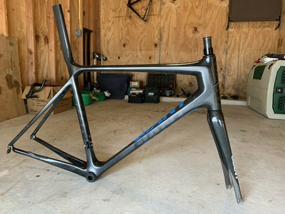 Giant defy serial number to find agents