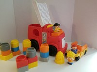 fisher price little people builders