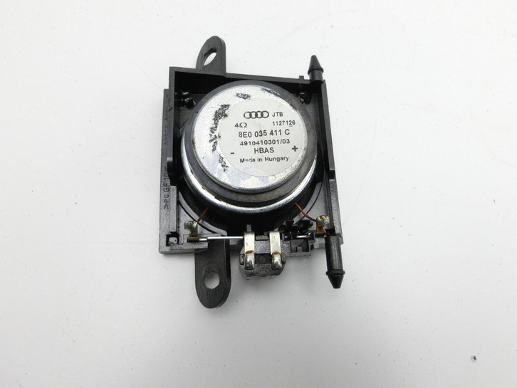 Audi A4 8E B7 04-08 Lautsprecher Armaturenbrett Mitte Center Audi A4 8E B7 04-08 28.03.2007 8E0035411E 8E0035411C... Vorschau 3