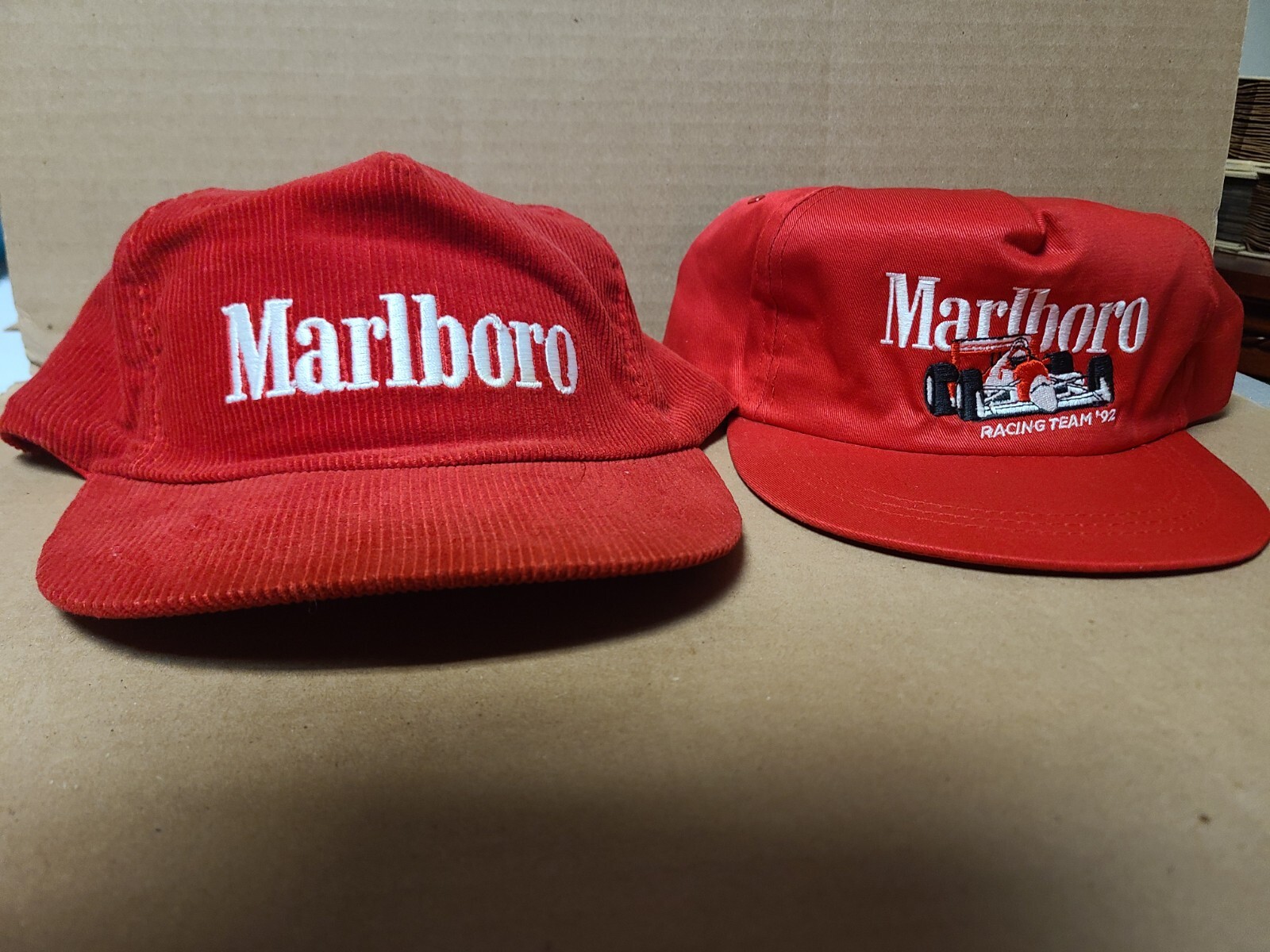 帽子 vintage marlboro cap corduroy MARLBORO VINTAGE RED CORDUROY HAT & VINTAGE RED RACING HAT