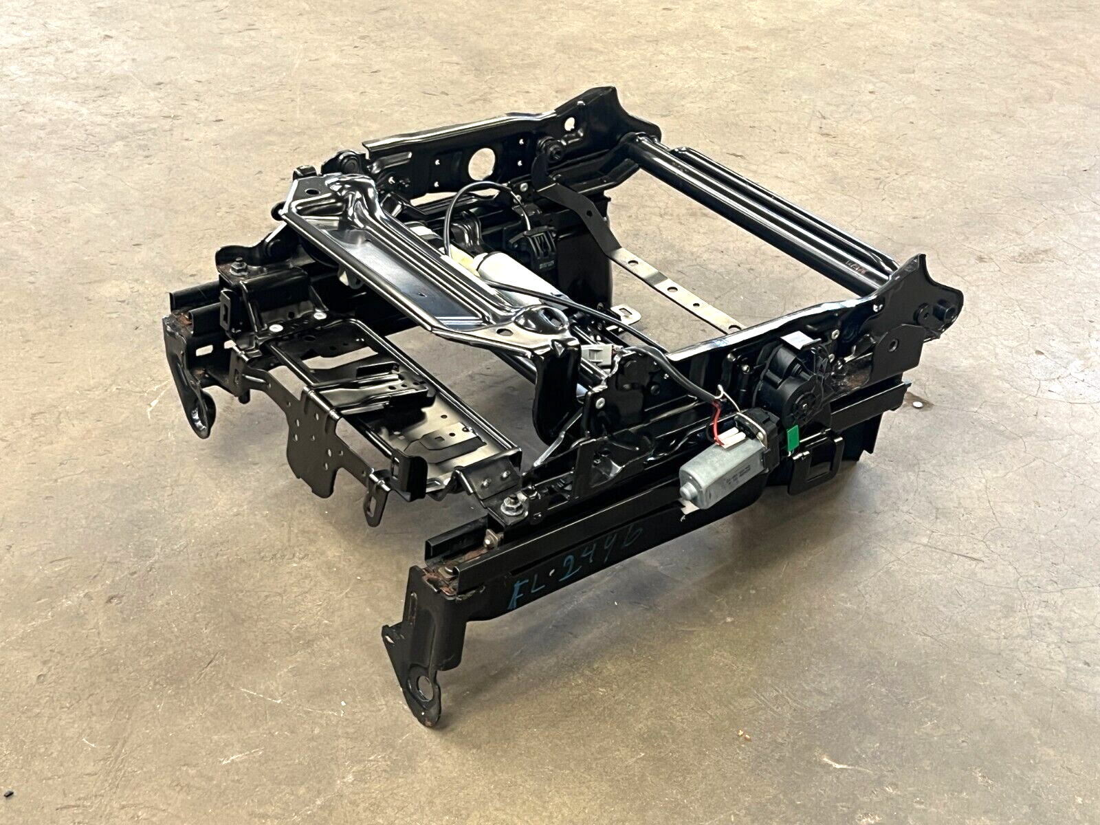 ⭐2006-2009 RANGE ROVER FRONT RIGHT PASS SEAT TRACKS RAILS & MOTOR OEM LOT2496