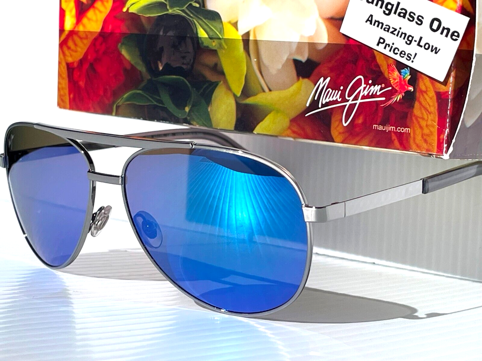 Pre-owned Maui Jim Seacliff Silver Polarized Maui Blue Lens Sunglass B831-02d In Gray