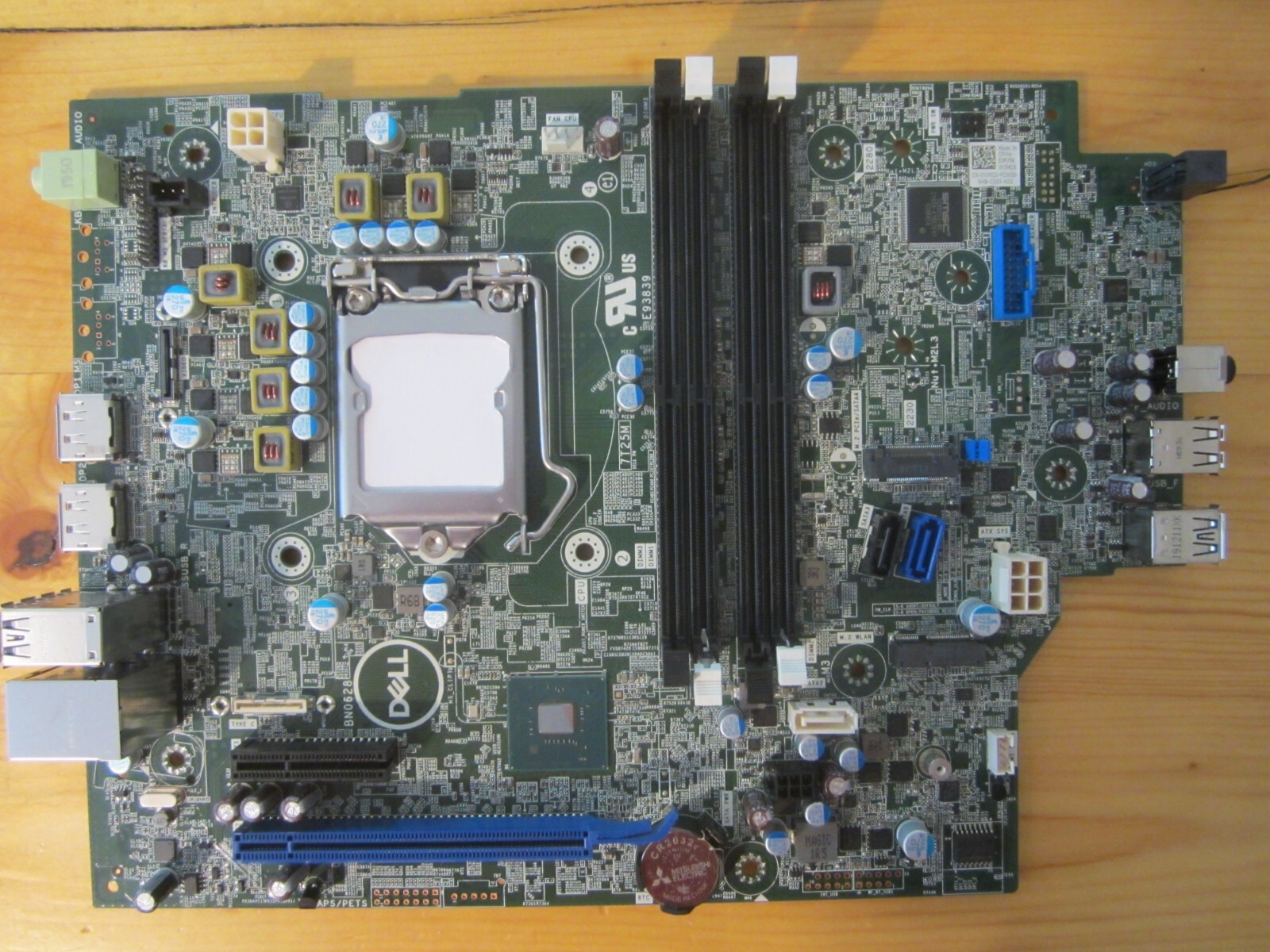 yamaさん専用。DELL OptiPlex 5070 SFF yamaさん専用。DELL OptiPlex 5070 SFF : Dell OptiPlex 5070 Desktop