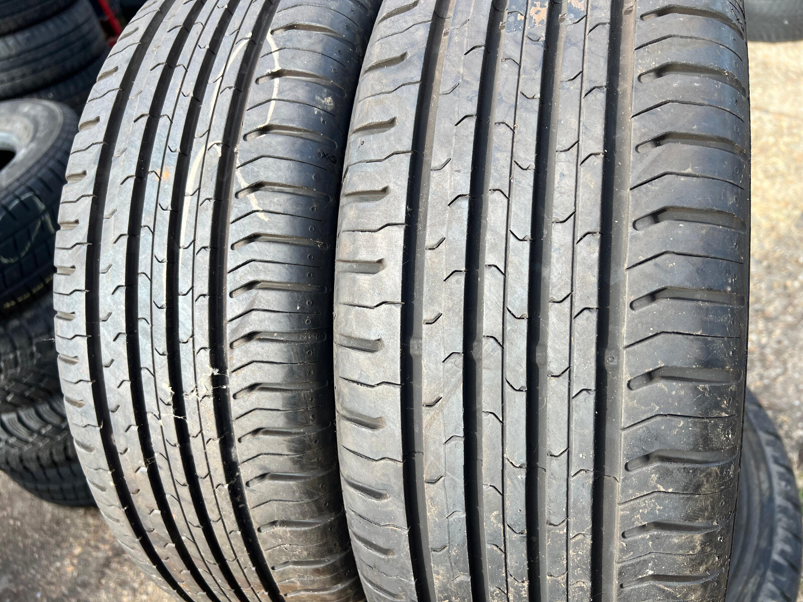 215 60 17 Continental, CEC 5, 96H, x2 A Pair 7.5mm  (F1_tyres) YD027