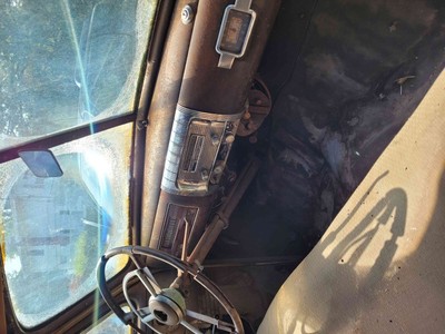 image 4 of interior