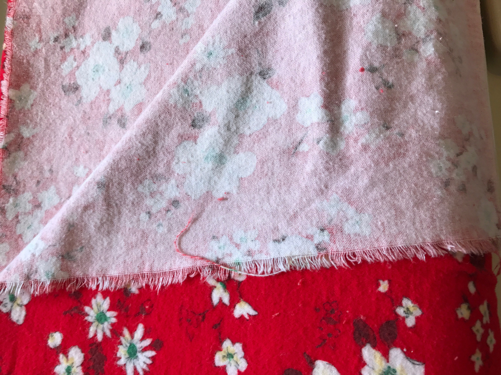 Vintage Red Flannel Yellow White Roses 8yds x 35