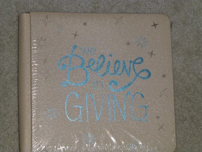 Creative Memories 8 x 8 We Believe In Giving Scrapbook Photo Album Sparkly Foil!