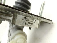 Lexus RX 400h MCU 06-09 Hauptbremszylinder Bremszylinder ohne Elektroventil Lexus RX 400h MCU 06-09 15.02.2007... Vorschau 6