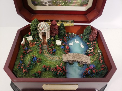 Thomas Kinkade Music Box Garden of Prayer Plays 