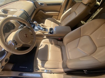 image 3 of interior