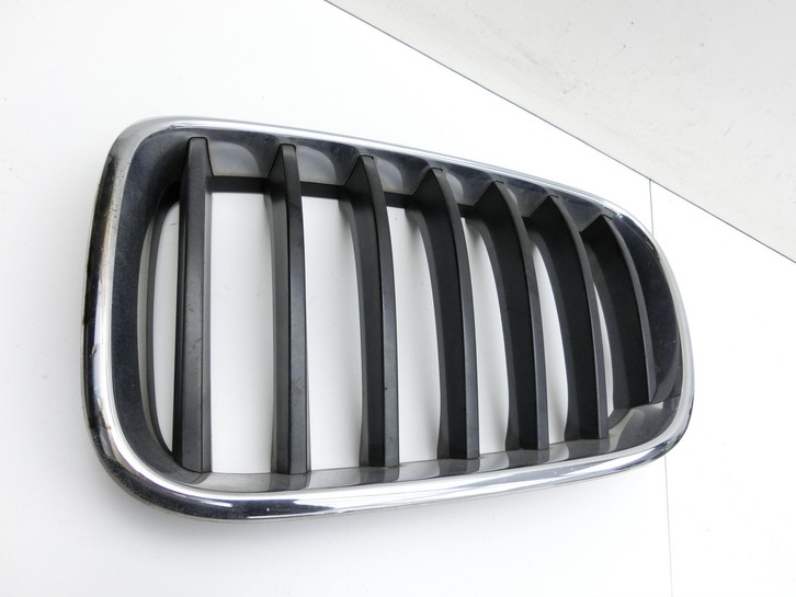 BMW X3 F25 10-14 Frontgrill Kühlergrill Grill Links BMW X3 F25 10-14 20.03.2012 7210725 51117210725 5111-7210725... Vorschau 2