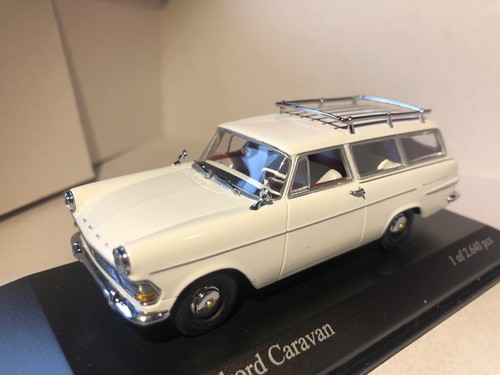 Minichamps Original PMA Opel Rekord Caravan in chamonixweiß in 1:43 1 of 2640 !