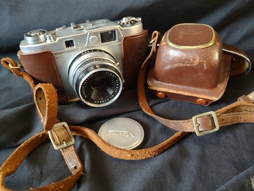 Vintage MAMIYA Sekor T. 1:2.8 f=4.8cm Film Camera, Non Vintage MAMIYA Sekor T. 1:2.8 f=4.8cm Film Camera, Non