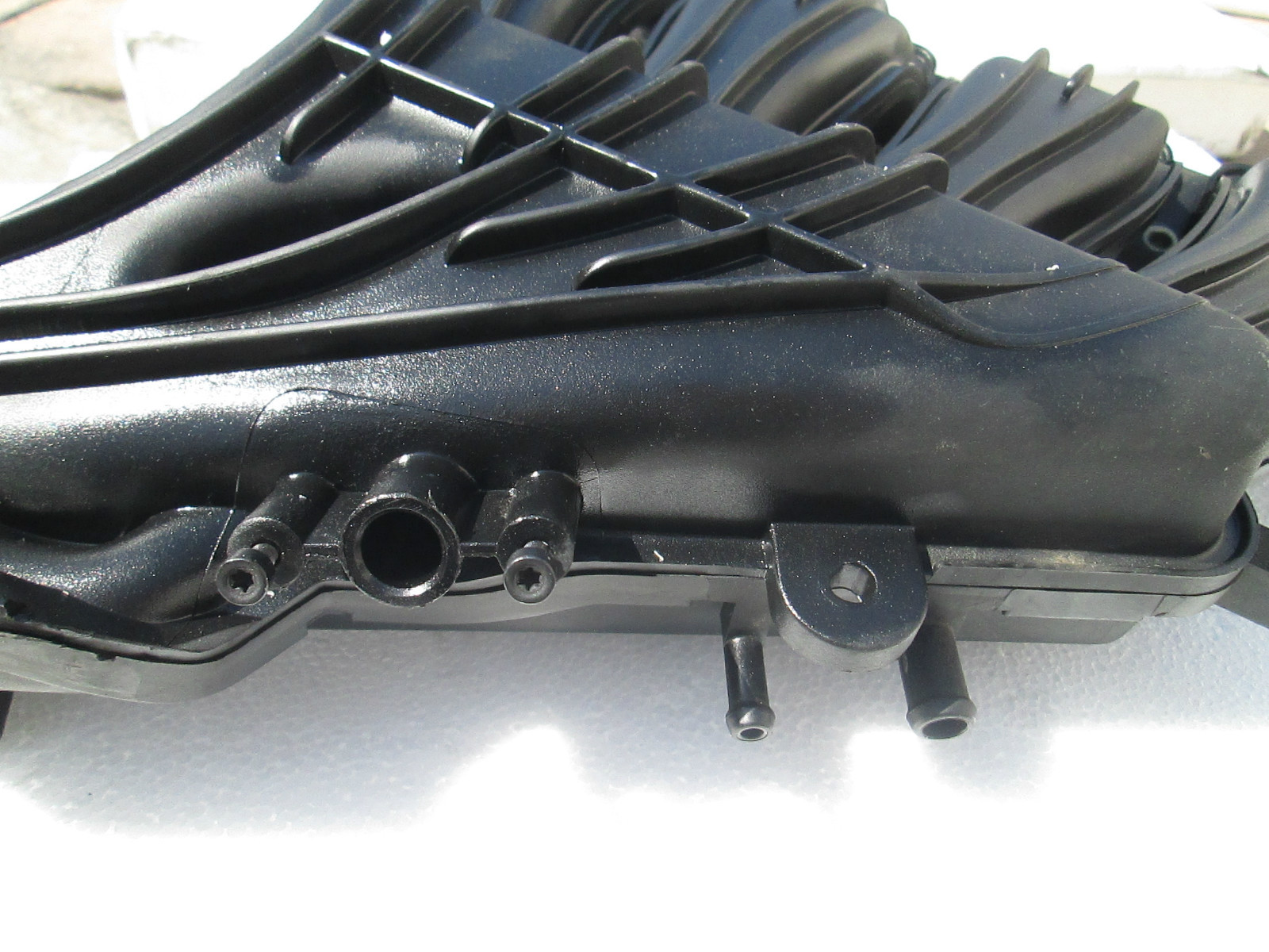 03 04 Chrysler PT Cruiser Upper Intake Manifold OEM eBay