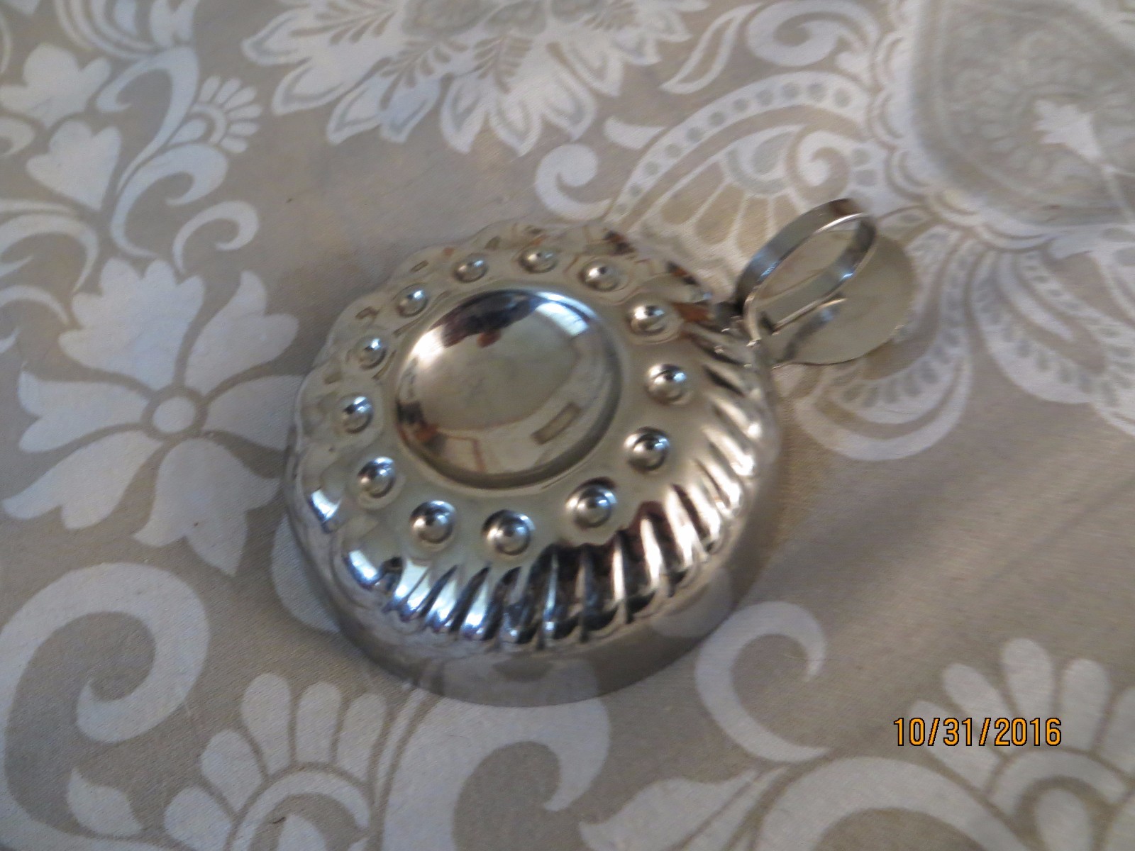 Original wine finger swirler sampler advertising Marche Aux Vine BEAUNE chrome