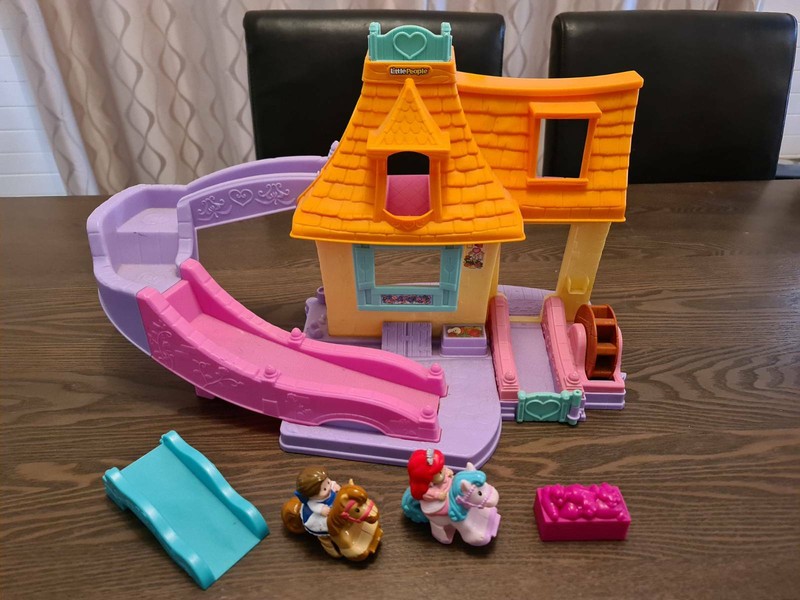 belle's klip klop cottage