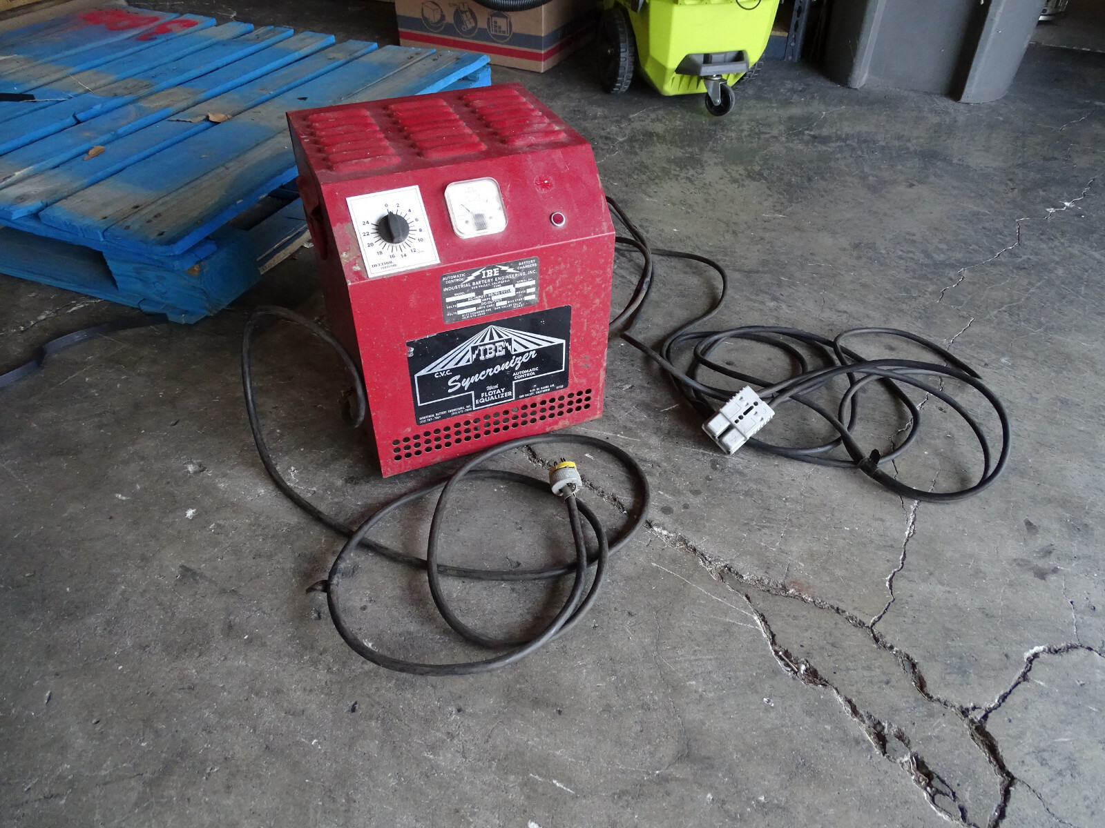 IBE 12V Forklift Pallet Truck Jack Battery Charger CVC Synchronizer 6CVC55S