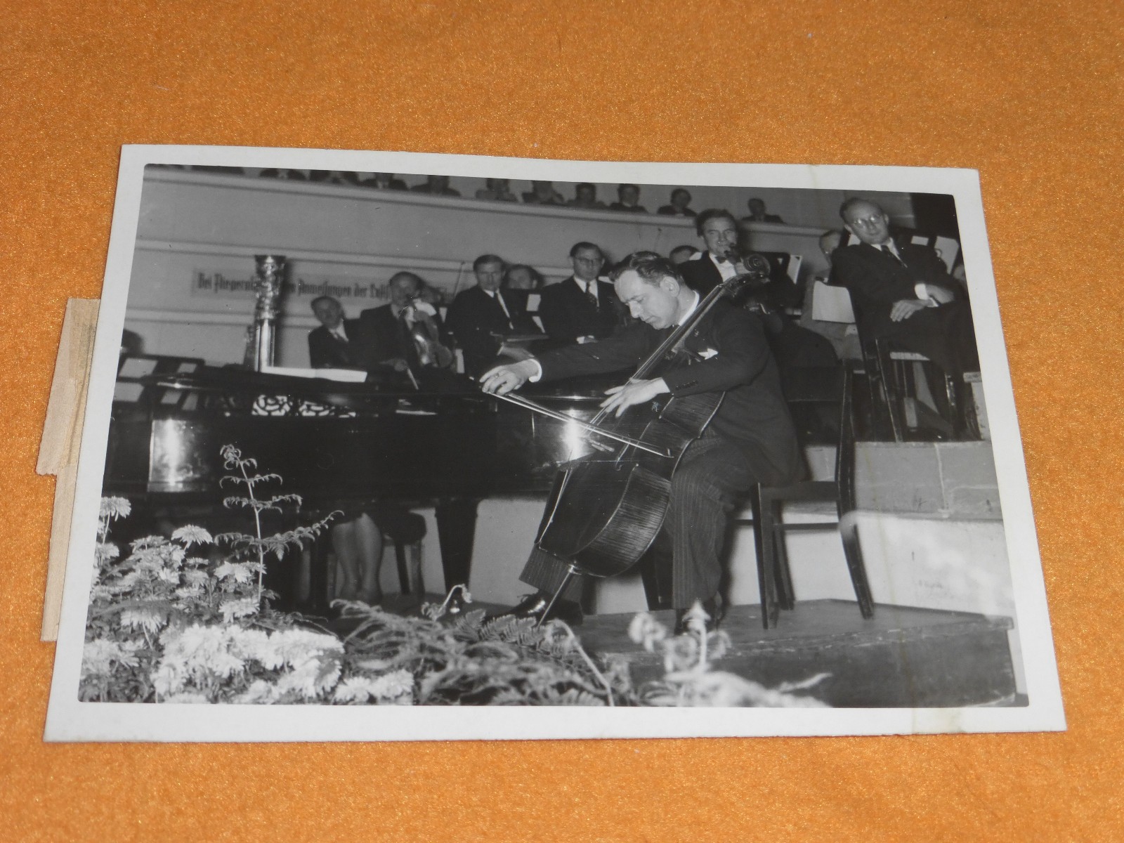 Wunschkonzert der Wehrmacht Foto Berlin 2.WK 1940 Cellist Gaspar Cassad Spain